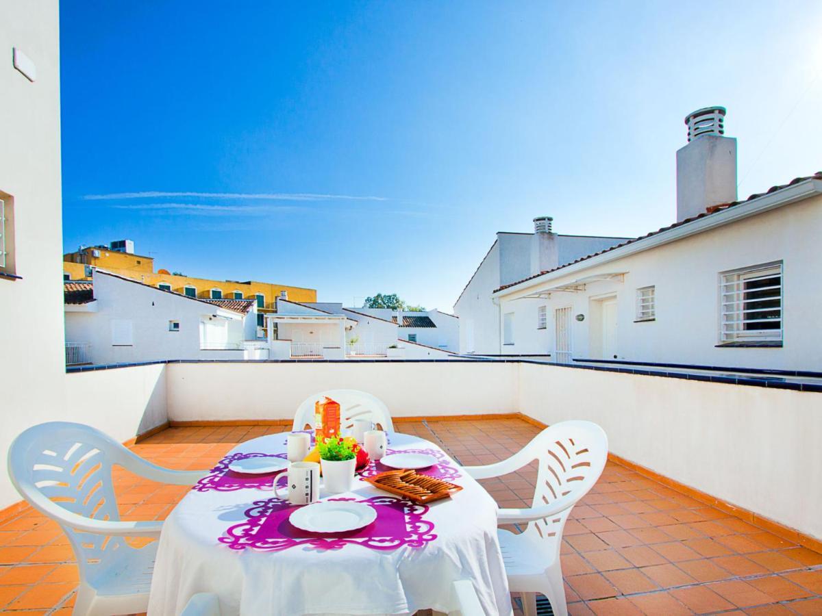 Apartment Platja De Roses-6 By Interhome Экстерьер фото
